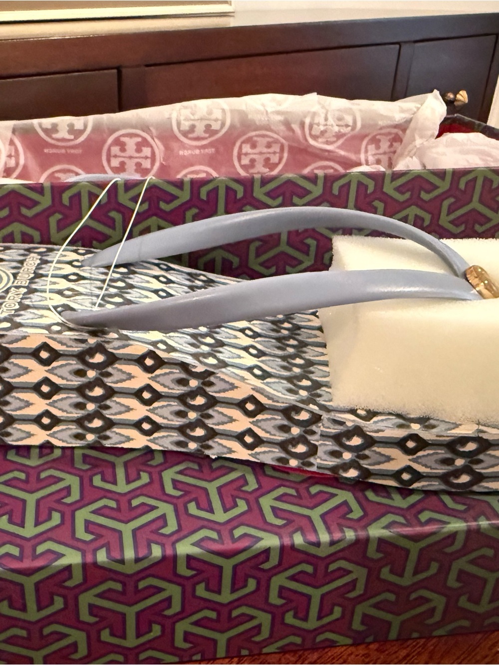 Tory Burch Light Blue Patterned Flip Flop Sandals with Gold Logo - Picture 2 of 7
